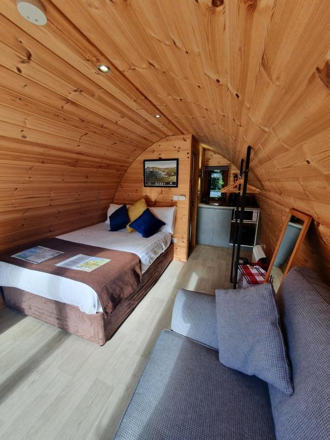 Priory Glamping Pods And Guest Accommodation Cill Airne Exteriör bild