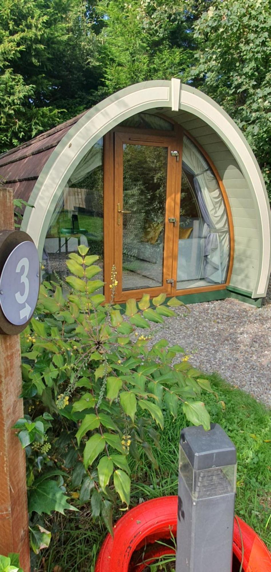 Priory Glamping Pods And Guest Accommodation Cill Airne Exteriör bild