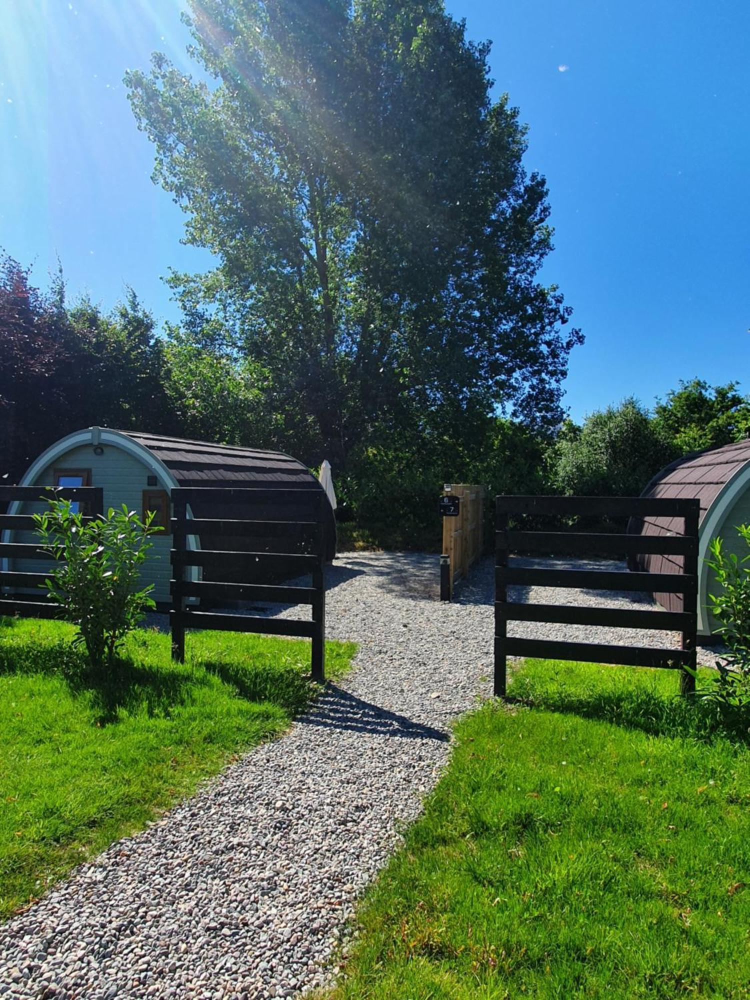 Priory Glamping Pods And Guest Accommodation Cill Airne Exteriör bild