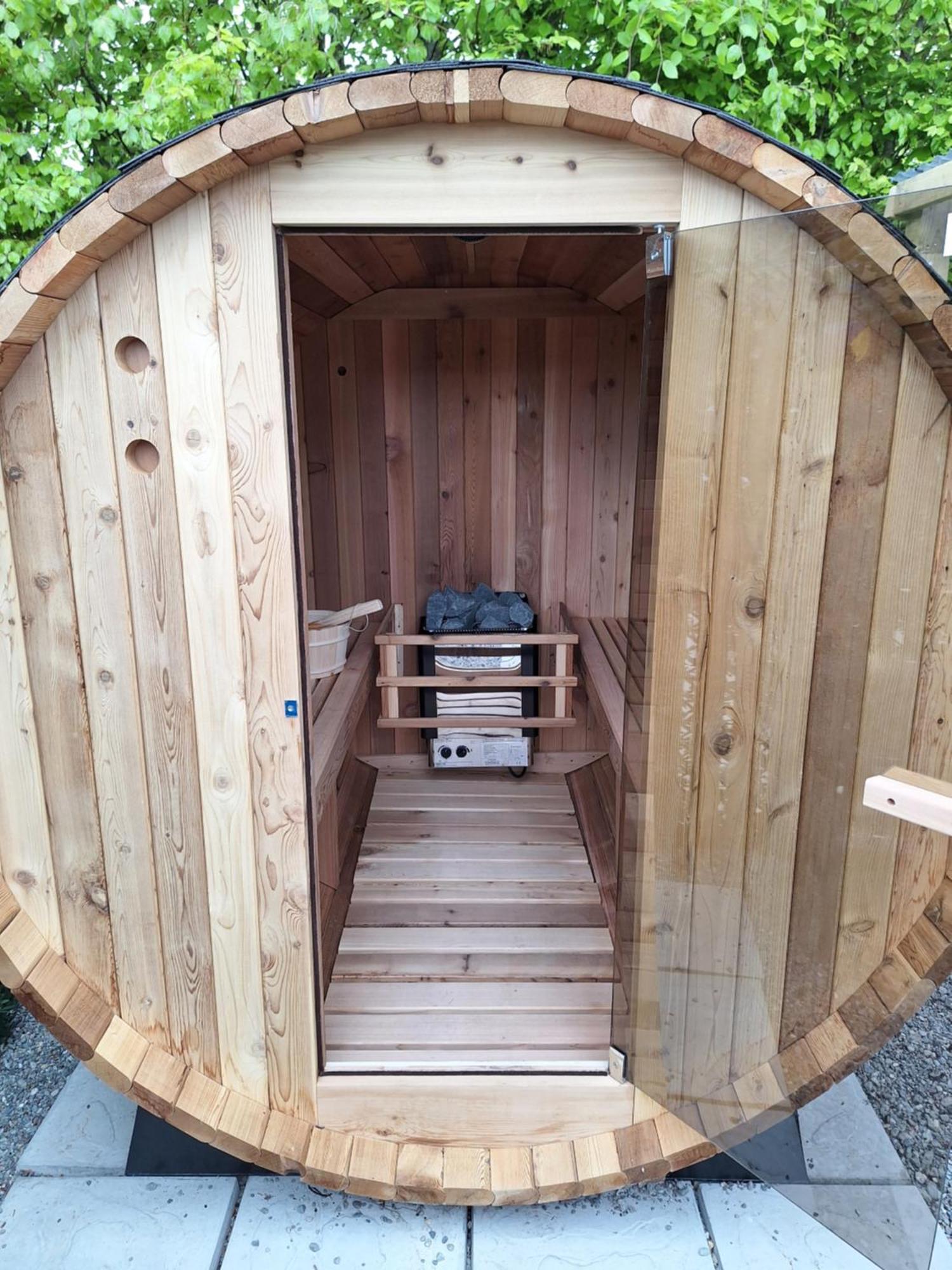 Priory Glamping Pods And Guest Accommodation Cill Airne Exteriör bild